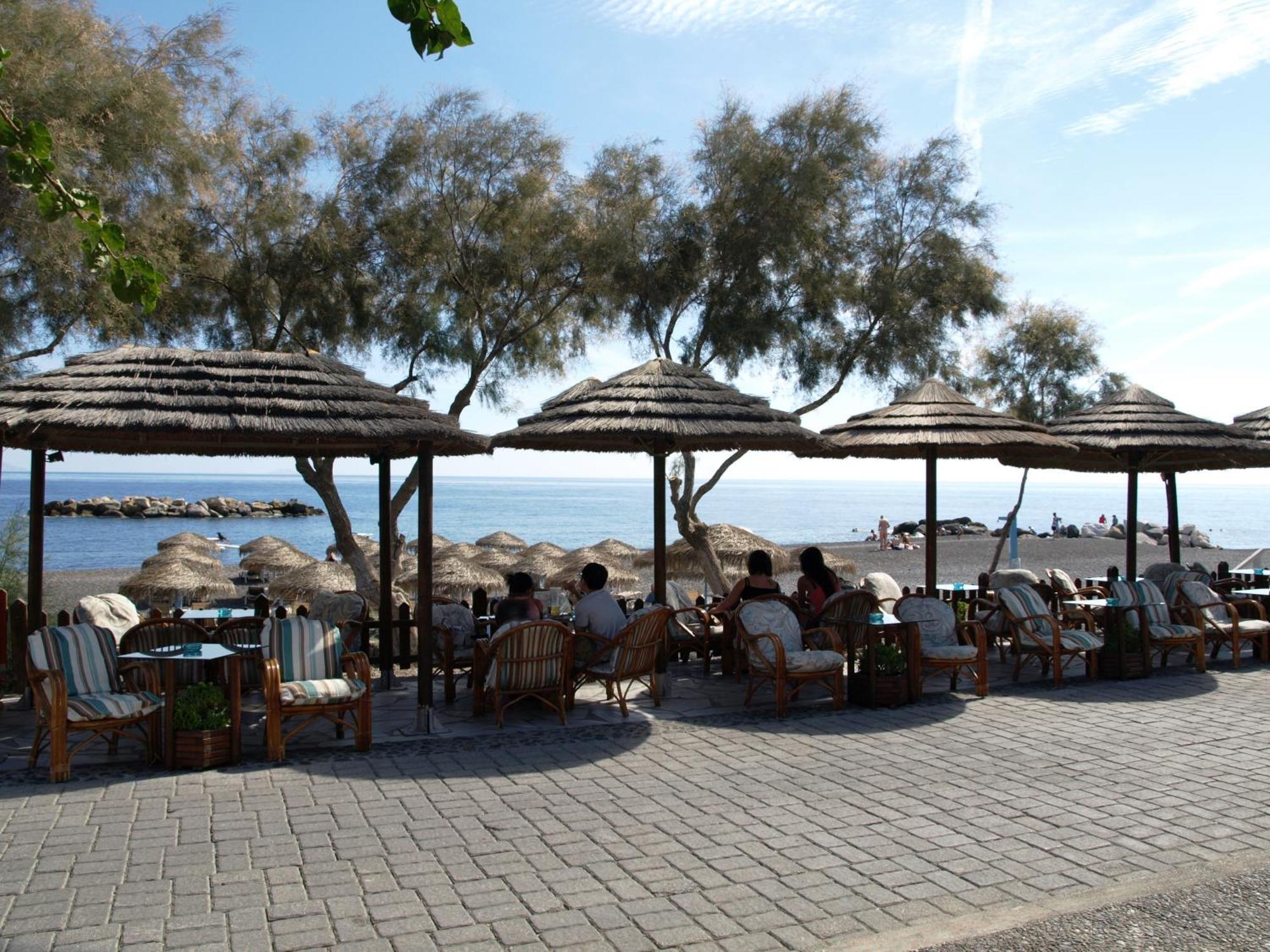 Levante Kamari (Santorini)